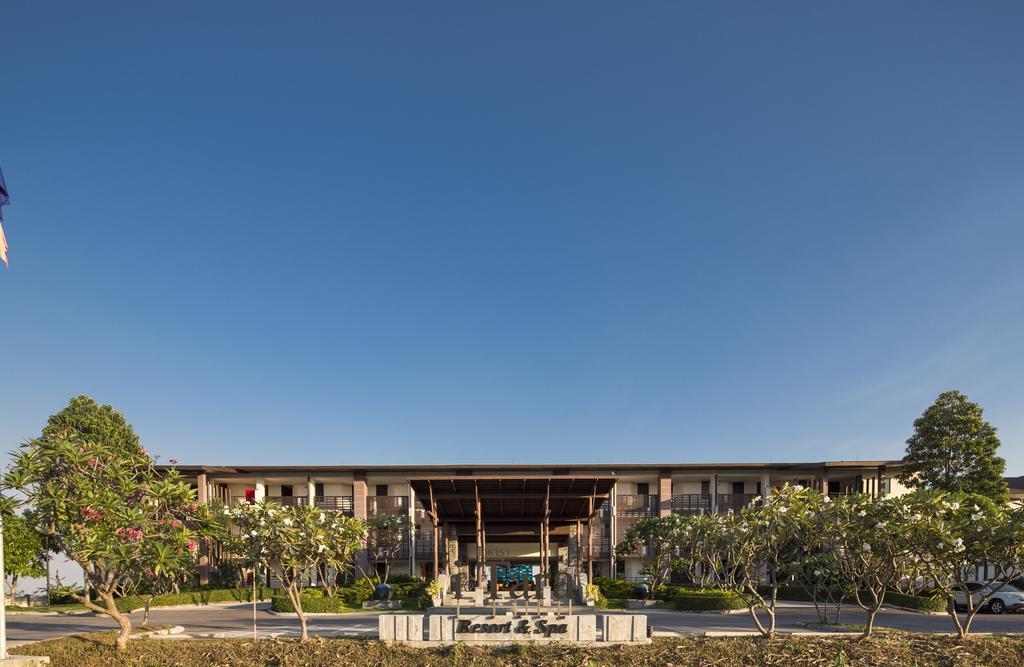 I Tara Resort & Spa Haad Chao Samran Exterior photo